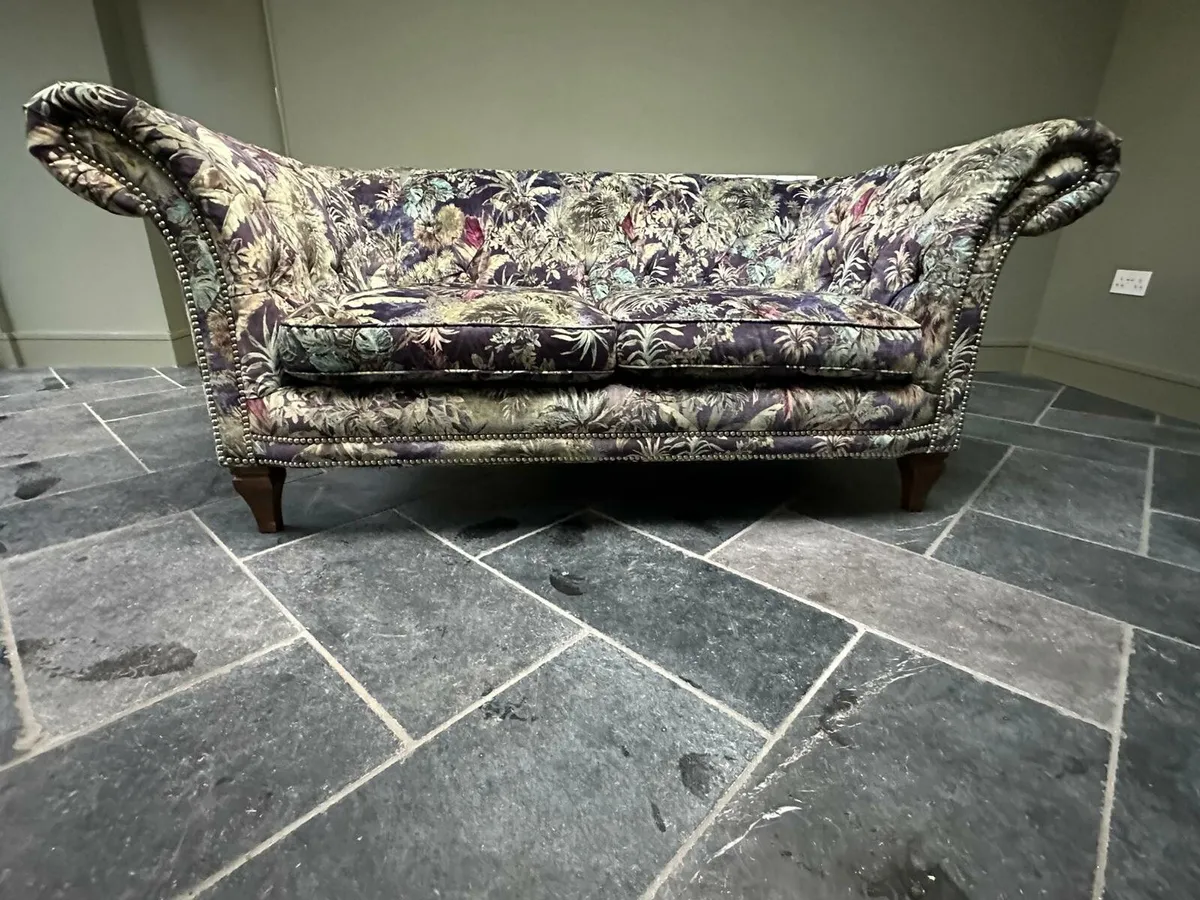 Floral vintage luxury sofa - Image 3