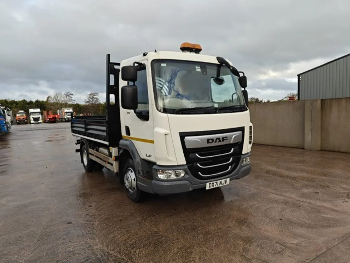 2022 DAF LF180 4x2 Tipper - Image 2