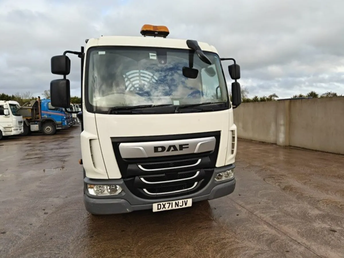 2022 DAF LF180 4x2 Tipper - Image 4