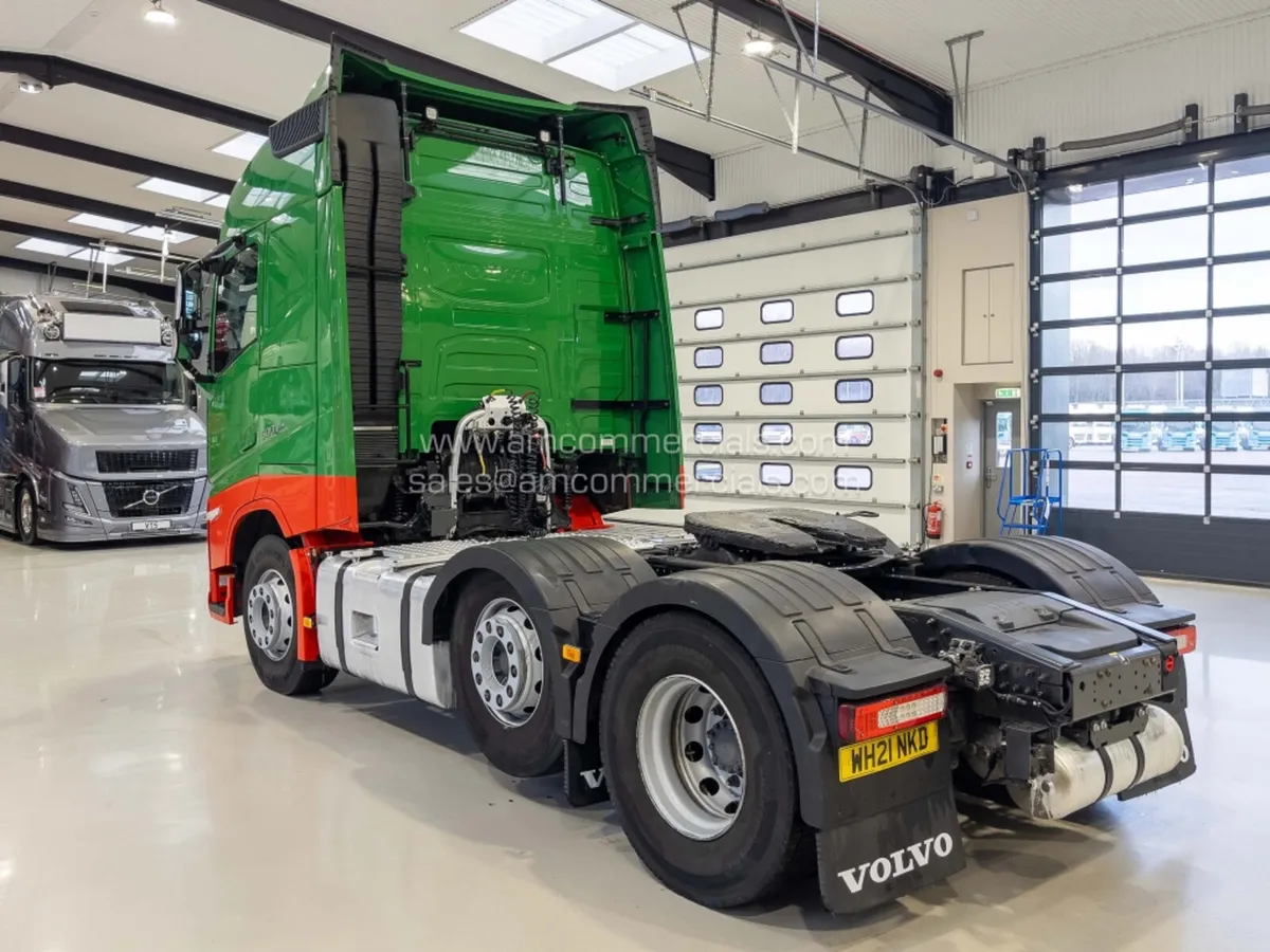 2021 (21) VOLVO FH 500 6X2 MIDLIFT GLOBETROTTER - Image 4