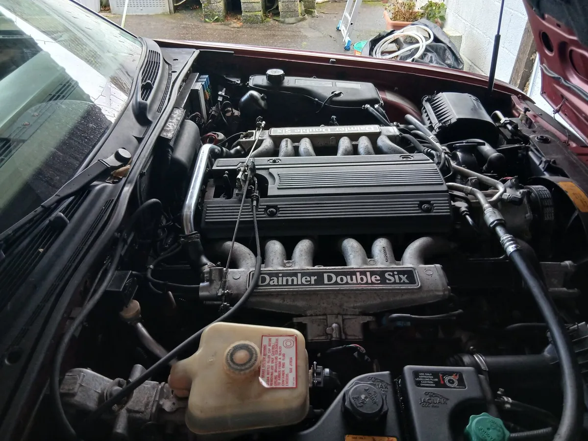 Daimler Other 1993 - Image 1