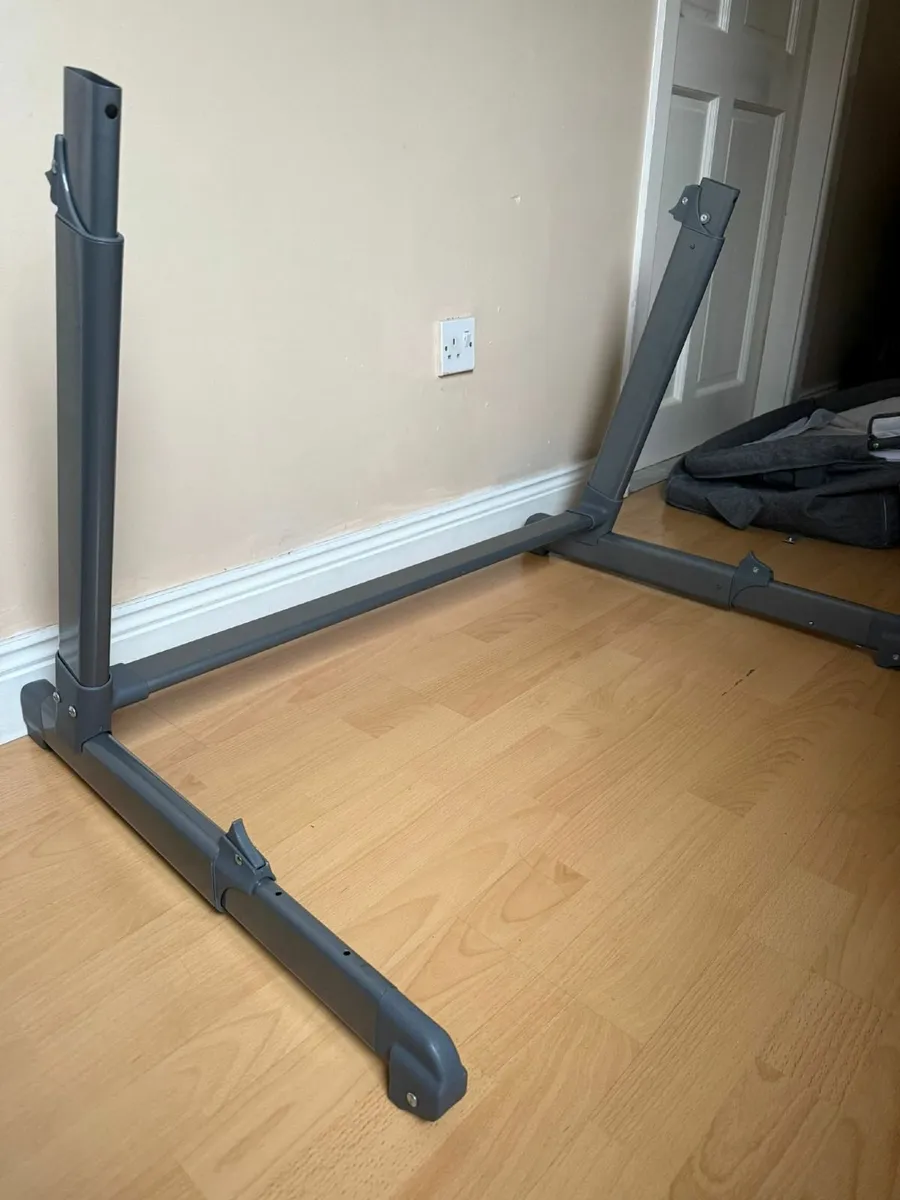 Babylo Cozi Sleeper Bedside Crib - Image 2