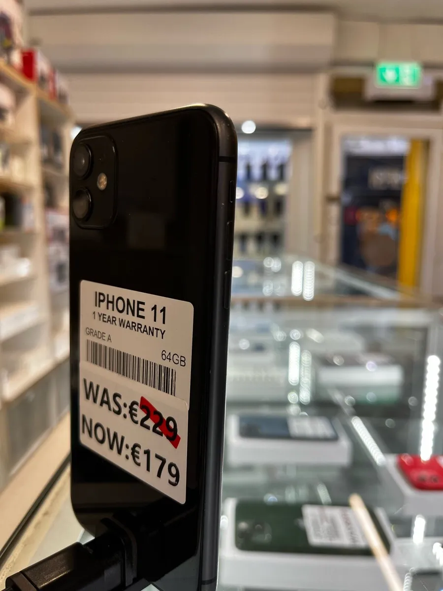 📱IPHONE 11 64GB GRADE A 1 YEAR WARRANTY - Image 2