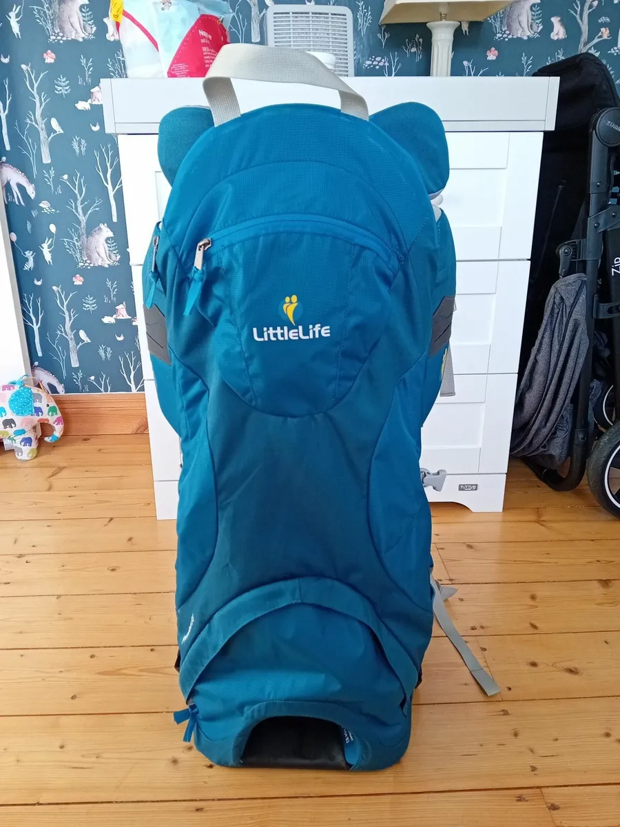 Baby / Child carrier - Image 1