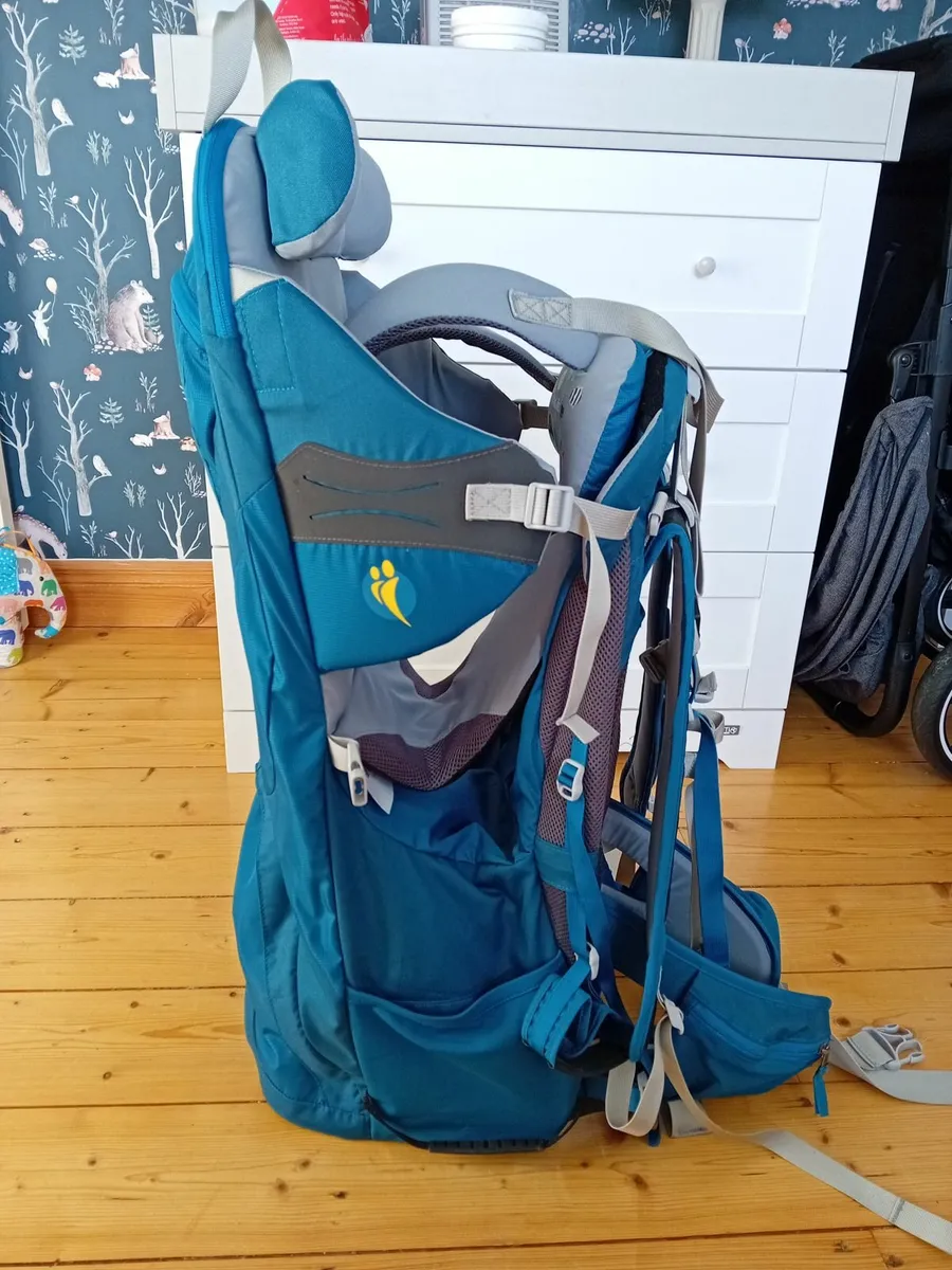 Baby / Child carrier - Image 2