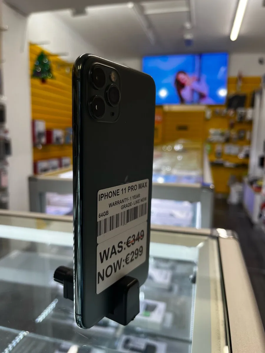 🎁IPHONE 11PRO MAX 64GB GRADE A 1 YEAR WARRANTY - Image 2