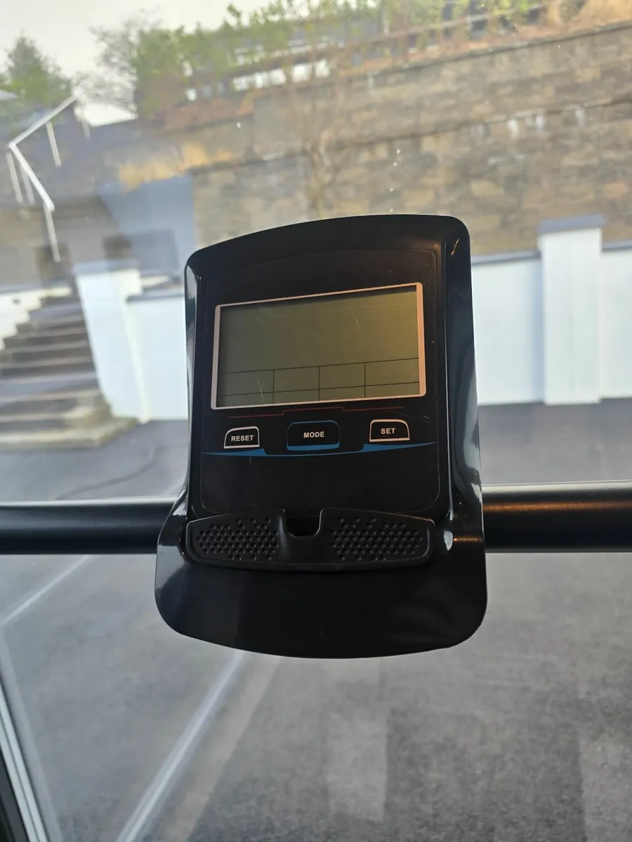 Curved treadmill - Image 4