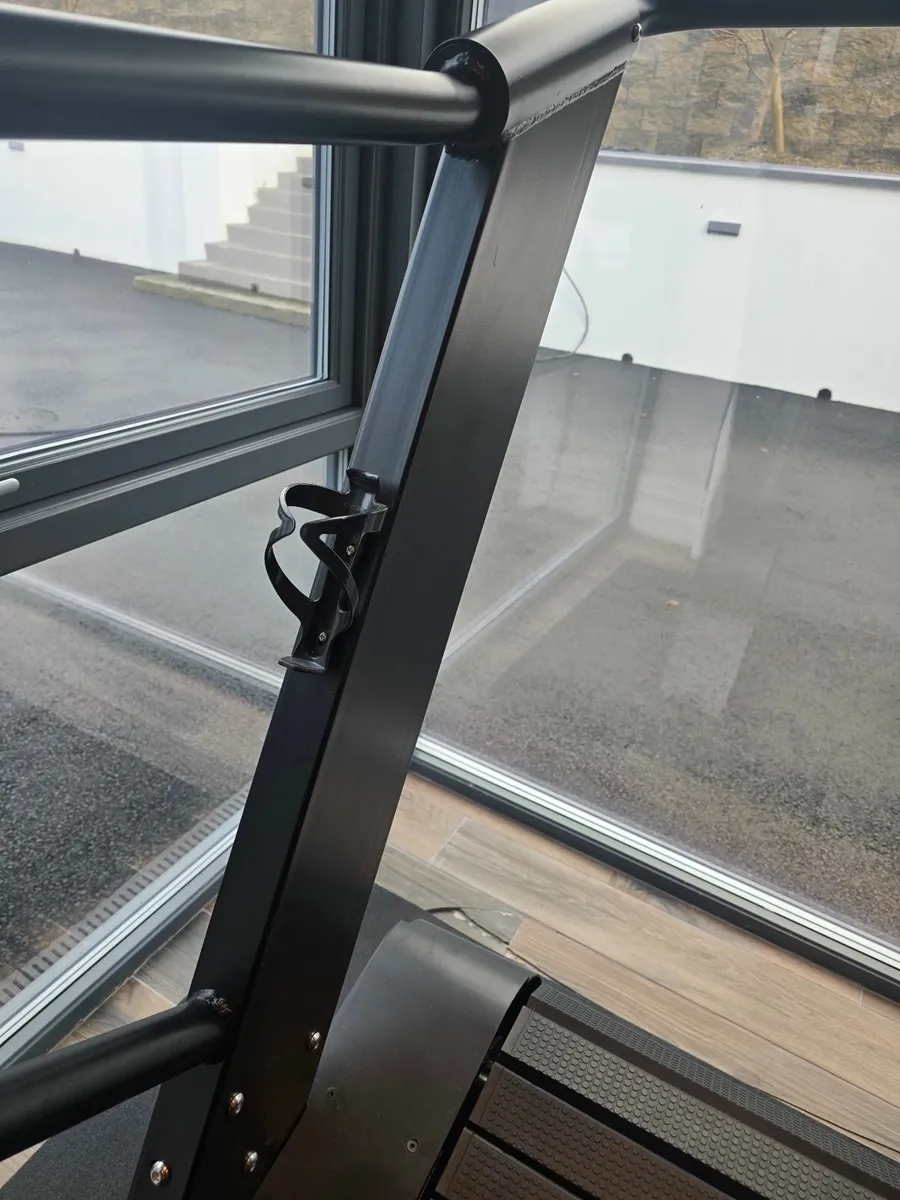 Curved treadmill - Image 3