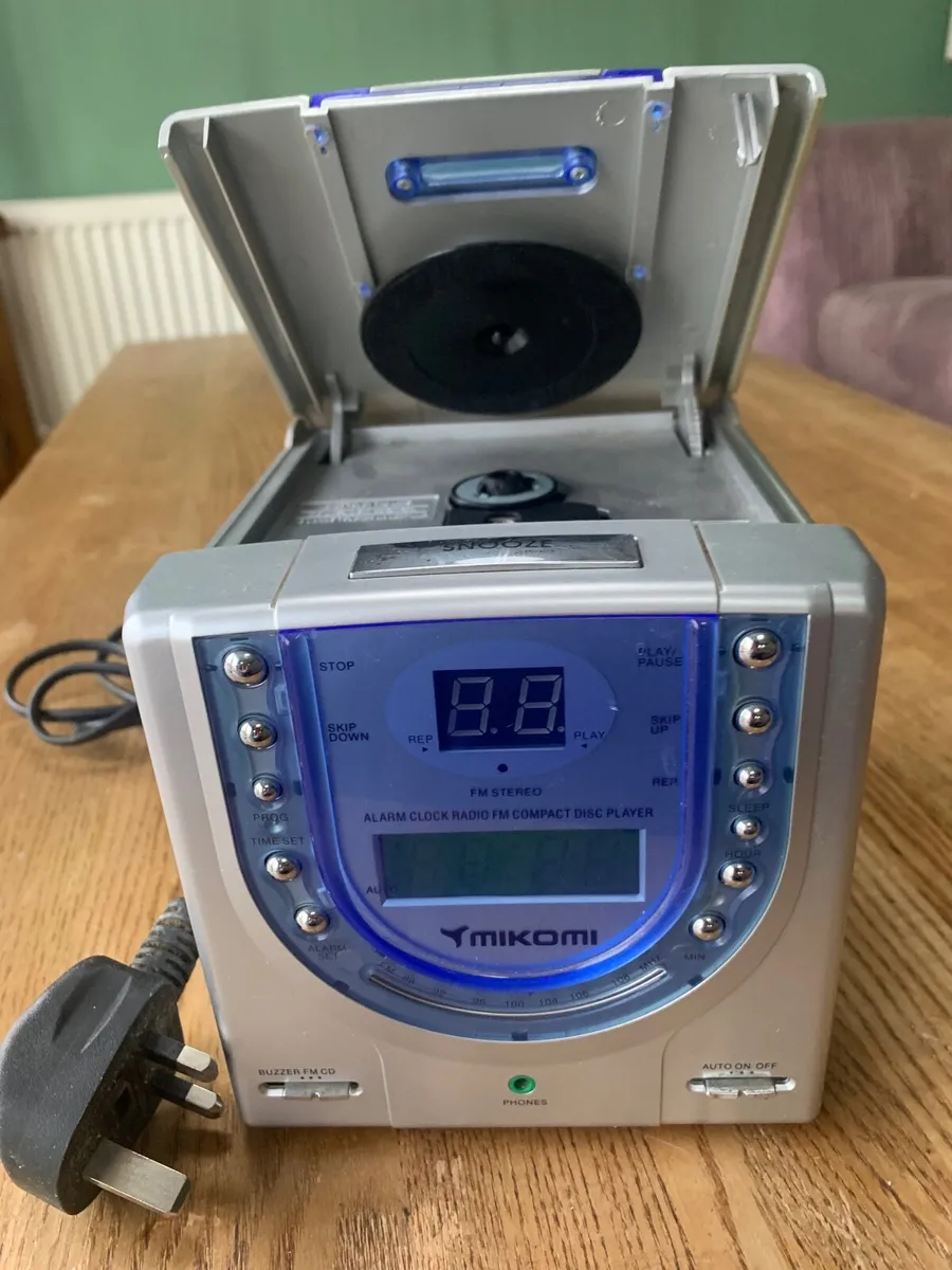 Radio and c.d alarm clock - Image 2