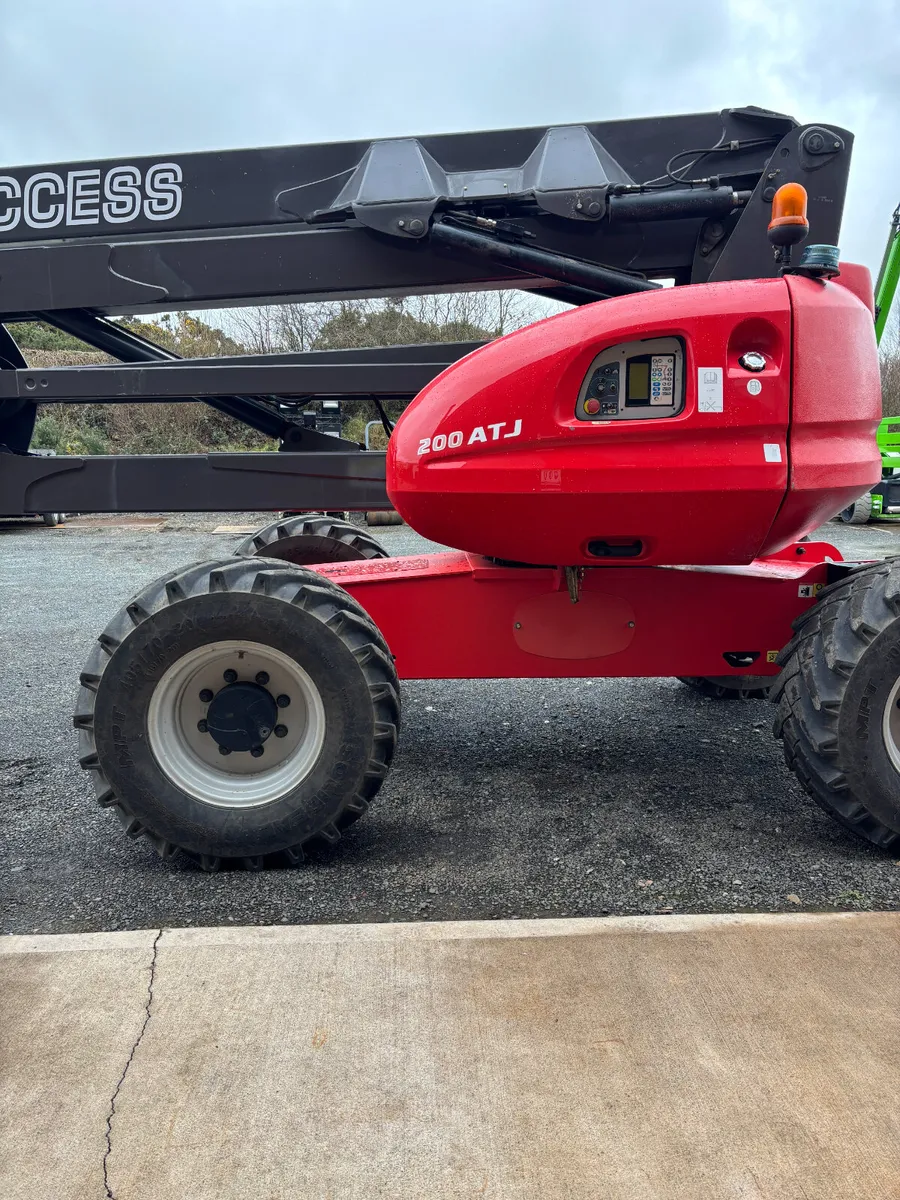 2016 Manitou 200 ATJ Articulating Boom Lift - Image 3
