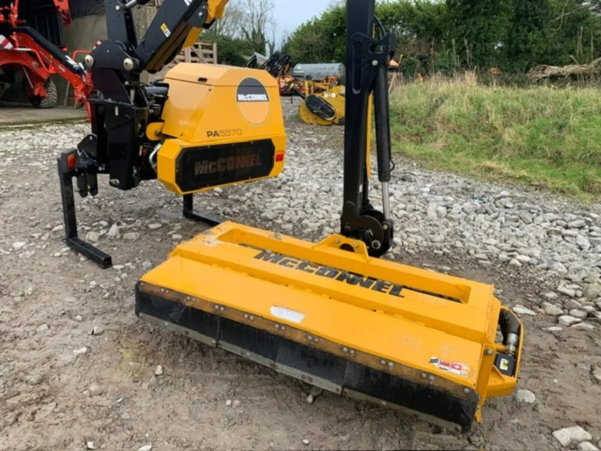 MCCONNEL PA5570, REVOLUTION JOYSTICK, 179 HOURS - Image 2