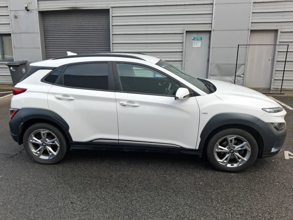 Hyundai KONA 2021 2 Seater Commercial Van - Image 4