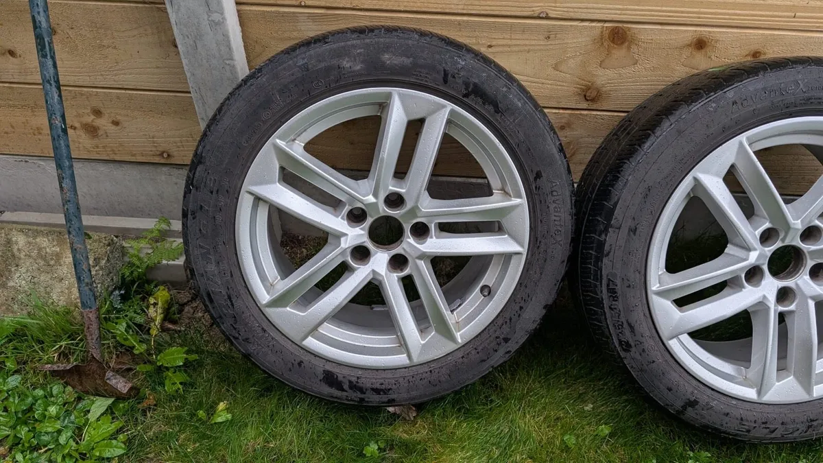 Genuine Audi A4 17” alloys & tires - Image 2