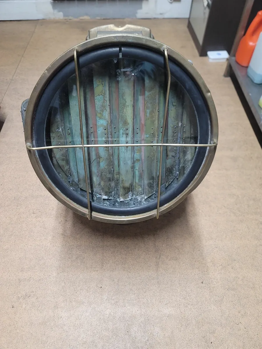 Search light - Image 3