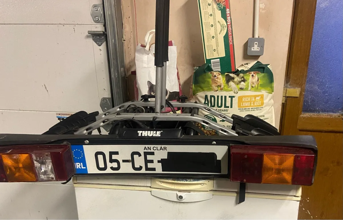 Thule bike carrier - Image 1