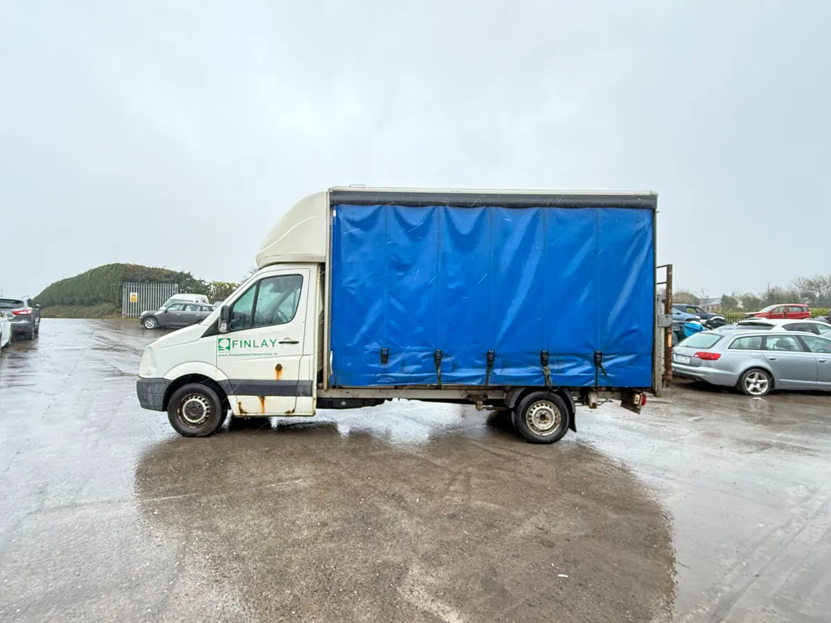 2011 VW Crafter 2.5 TDI 35 109L curtain sider - Image 3