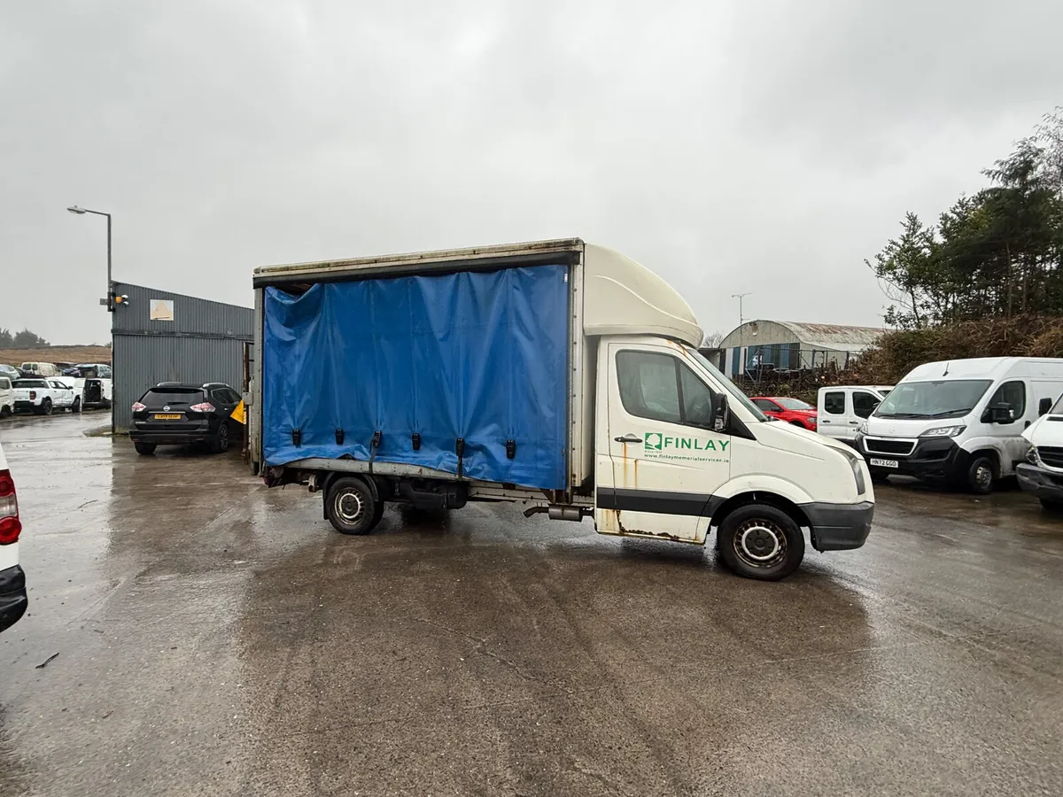 2011 VW Crafter 2.5 TDI 35 109L curtain sider - Image 4