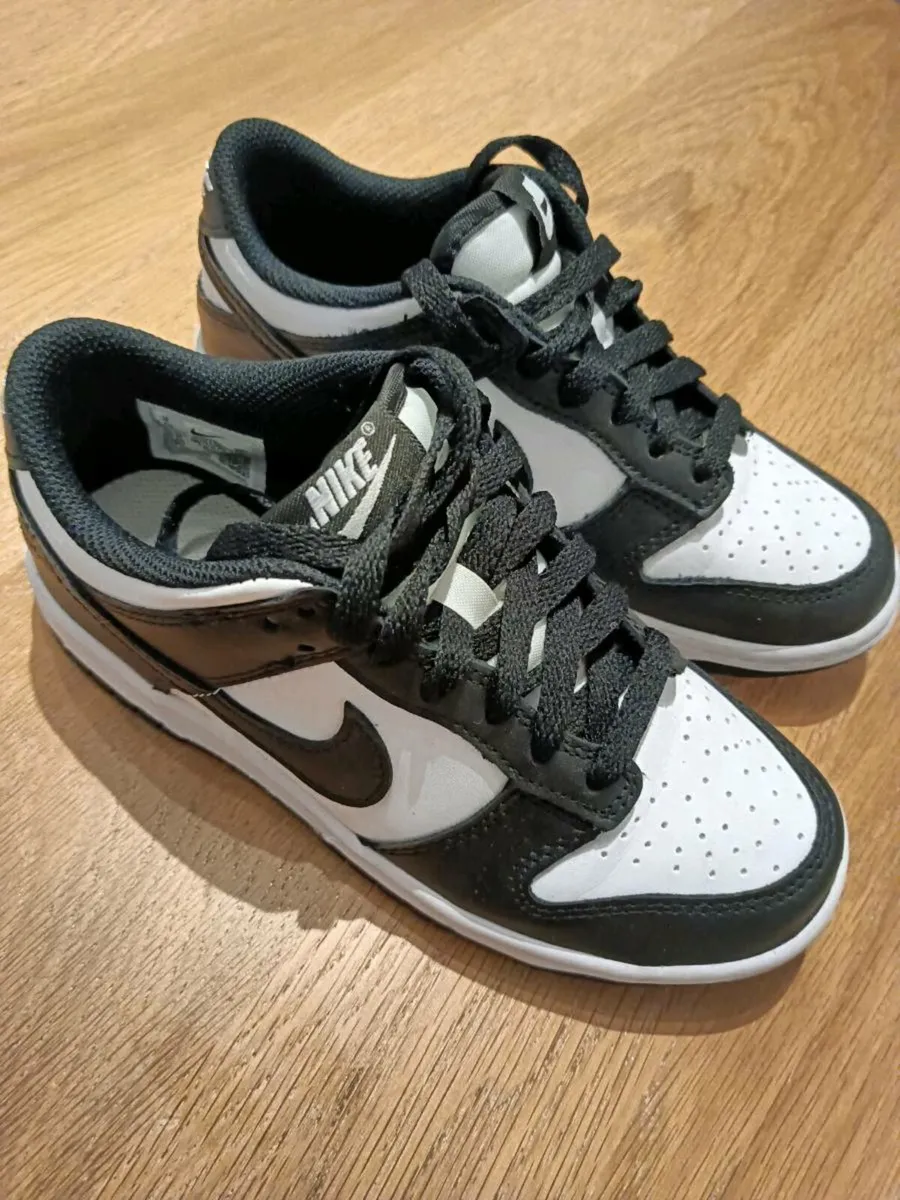 Nike Dunk Low Panda - Image 1