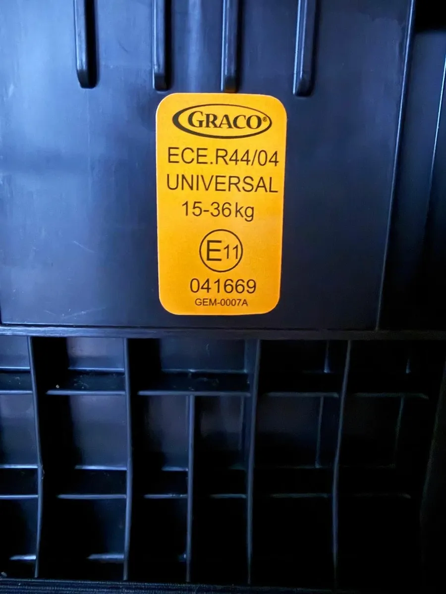 Children's car seats - Image 3