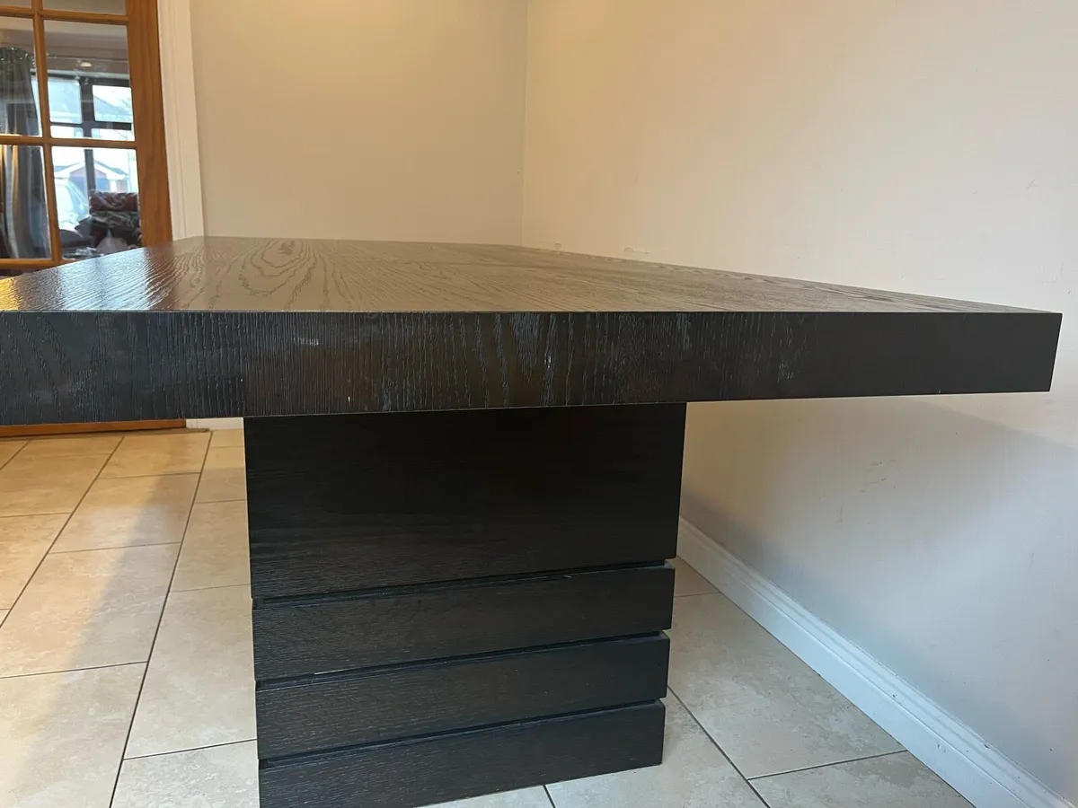 Dining table - Image 3