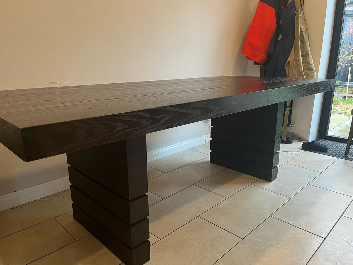 Dining table - Image 4