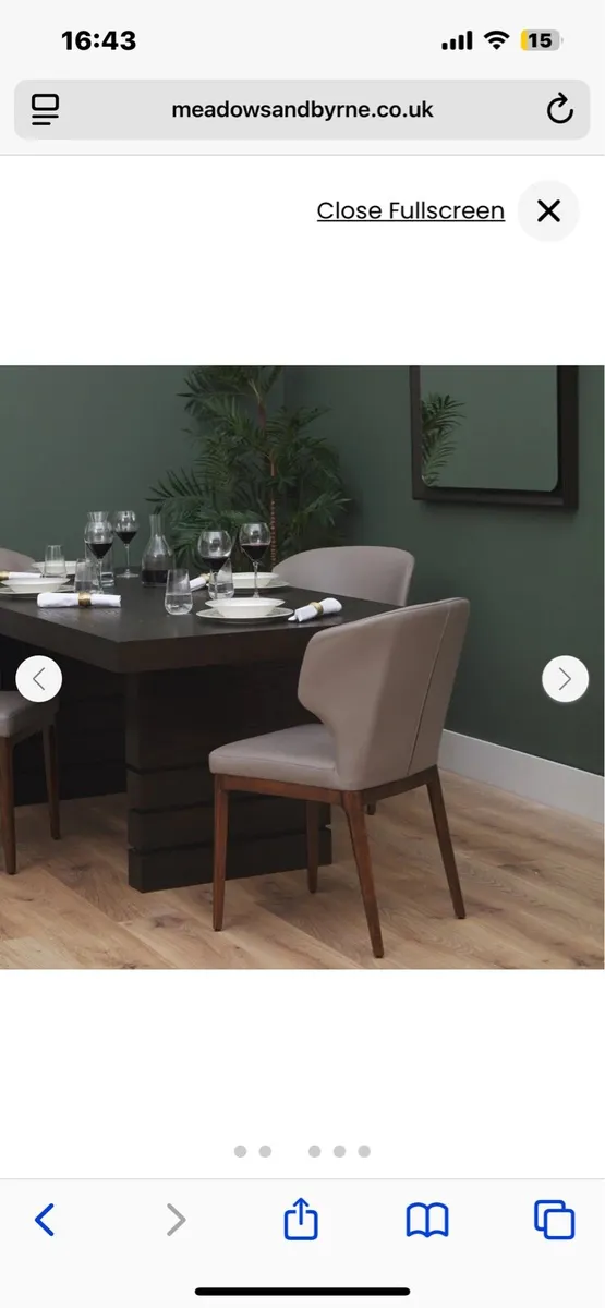 Dining table - Image 1