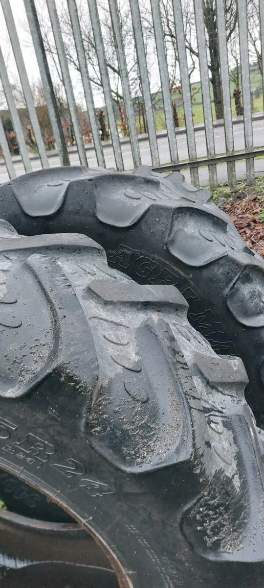 340 85 24  480 70 28 second hand - Image 1