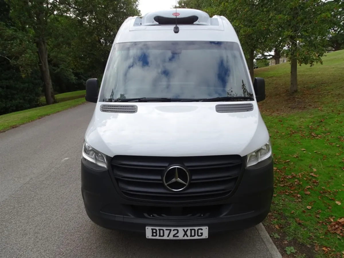 2022 Mercedes-Benz Sprinter Refrigerated Van - Image 2