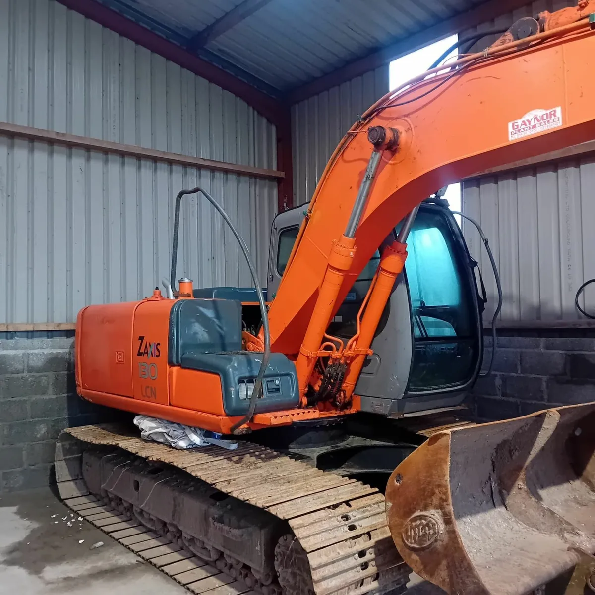 2005 Hitachi 130-1 Digger - Image 1