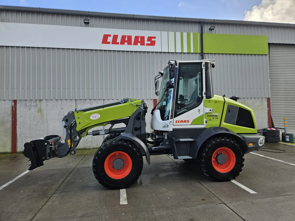 CLAAS TORION 738T - Image 3