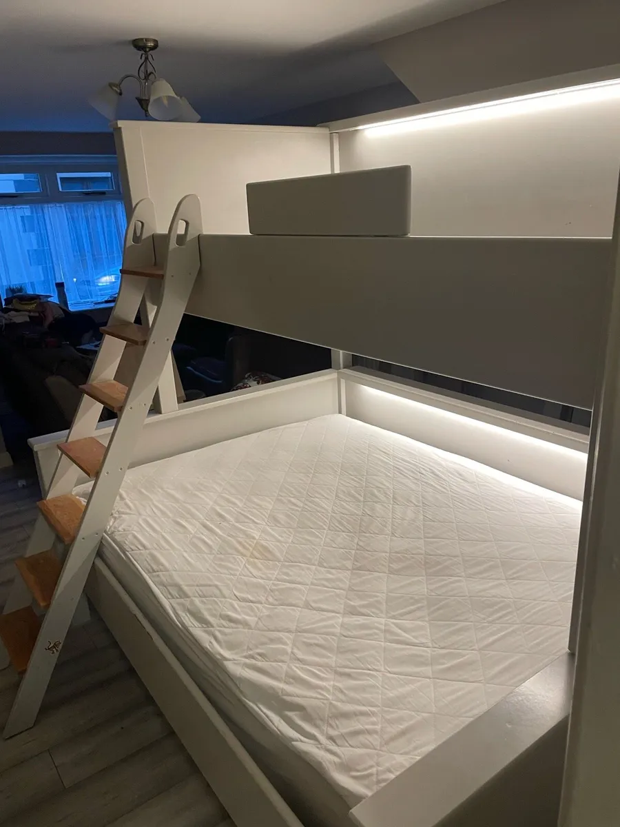 double and single bunkbed - Image 2