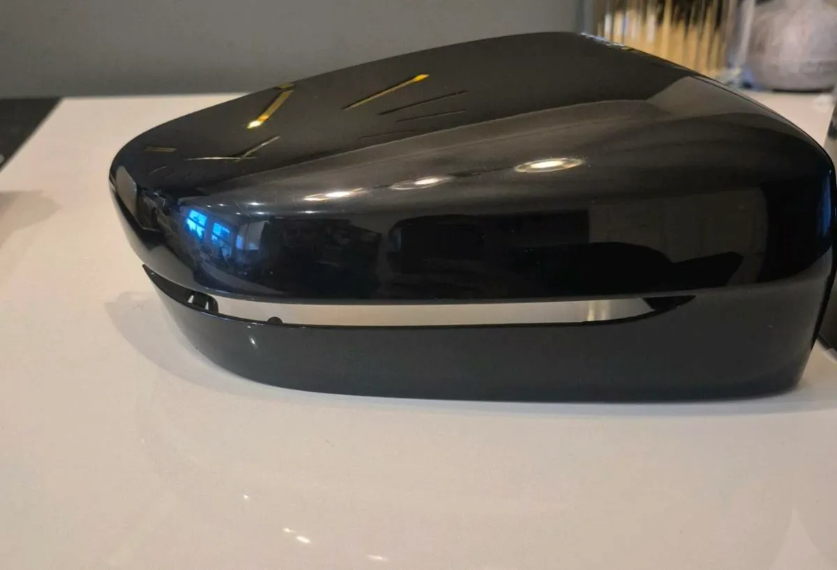 Bmw  G30 2018 original mirror covers - Image 2