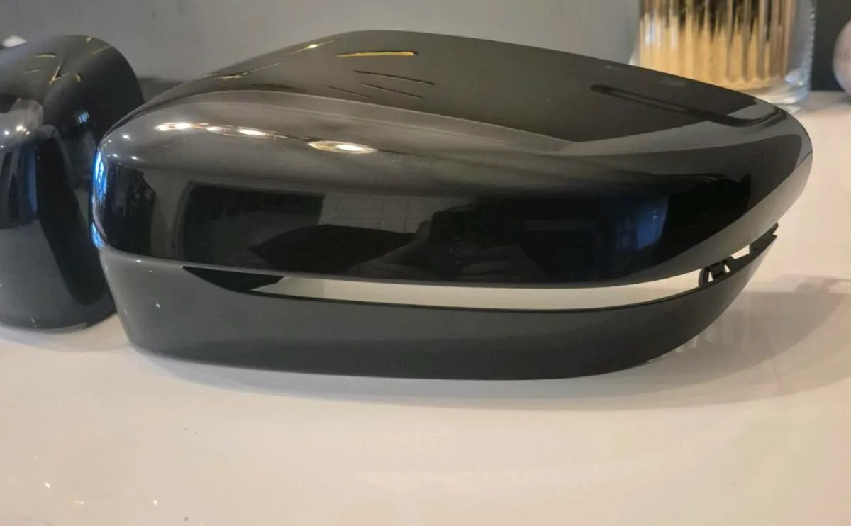 Bmw  G30 2018 original mirror covers - Image 3