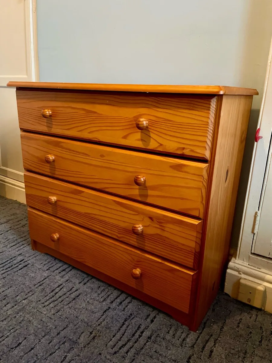 Solid pine chest of drawers - Image 2