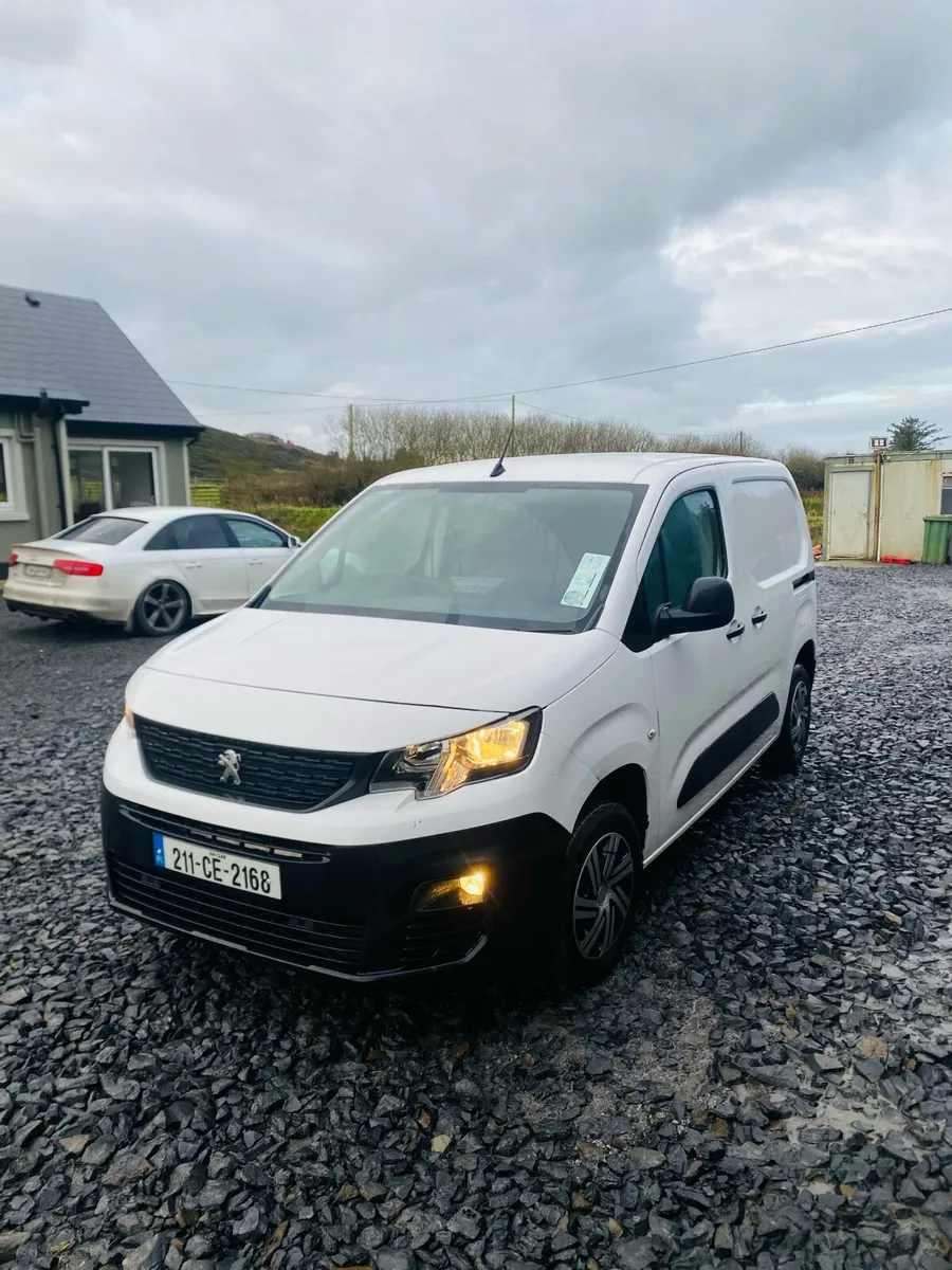 211 Peugeot Partner - Image 2