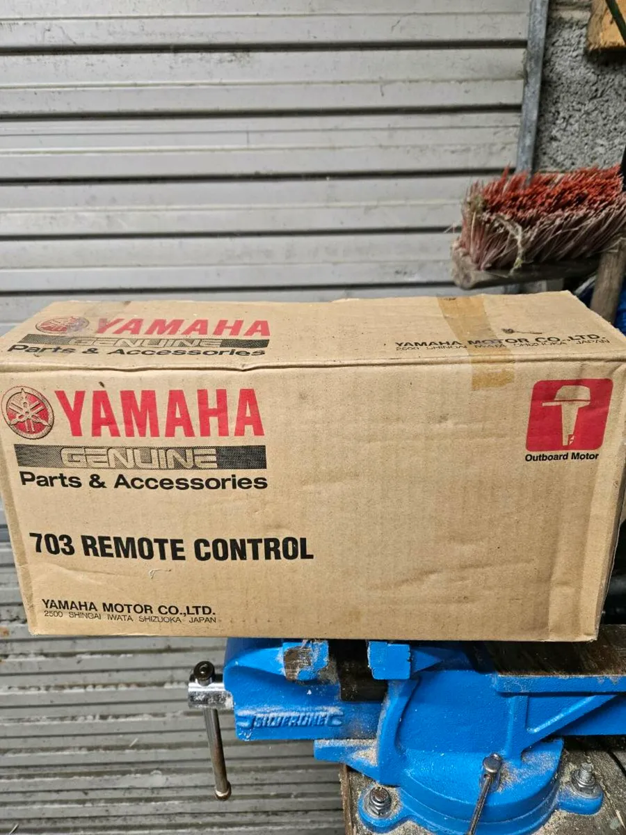 Yamaha 703 controls - Image 2