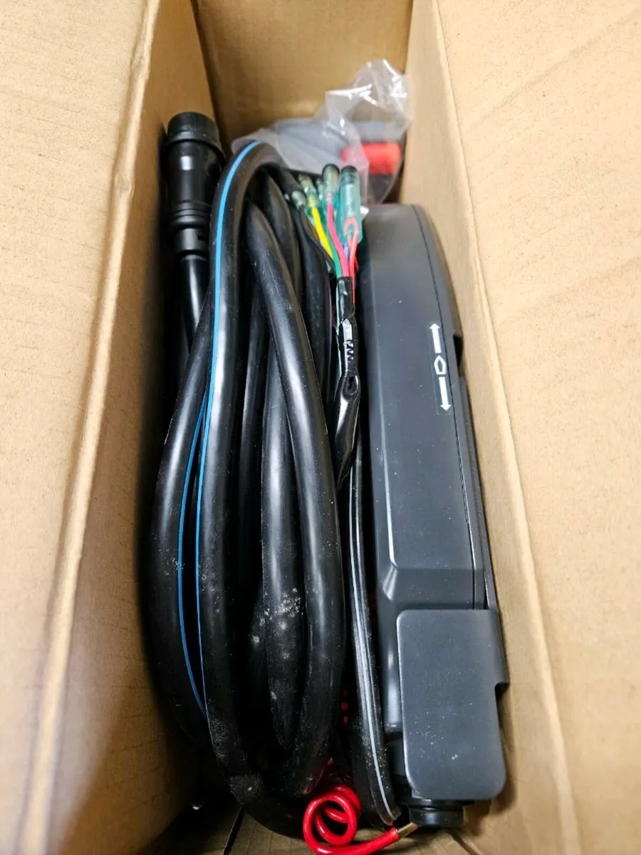 Yamaha 703 controls - Image 3