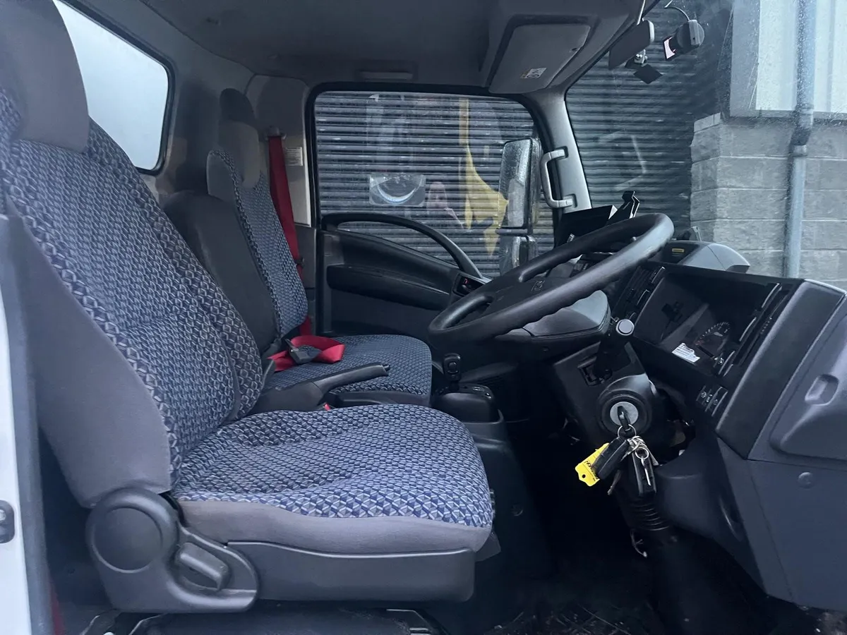 2022 7.5 TON ISUZU DROPSIDE - Image 3