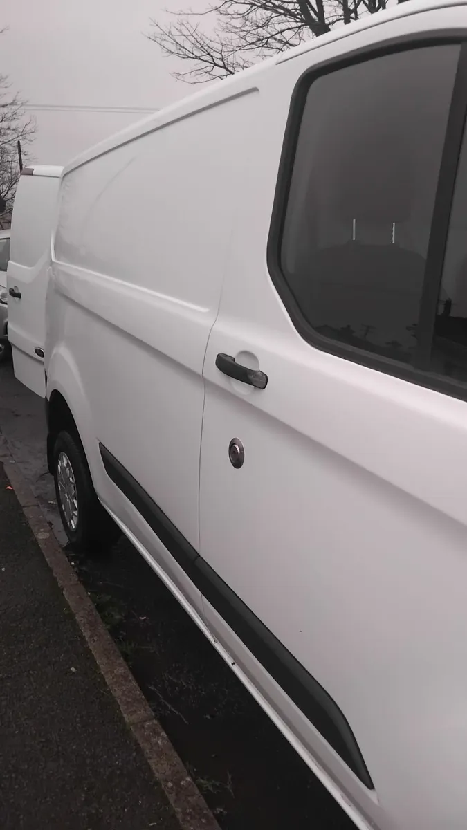 Ford Transit Custom 2014 - Image 2