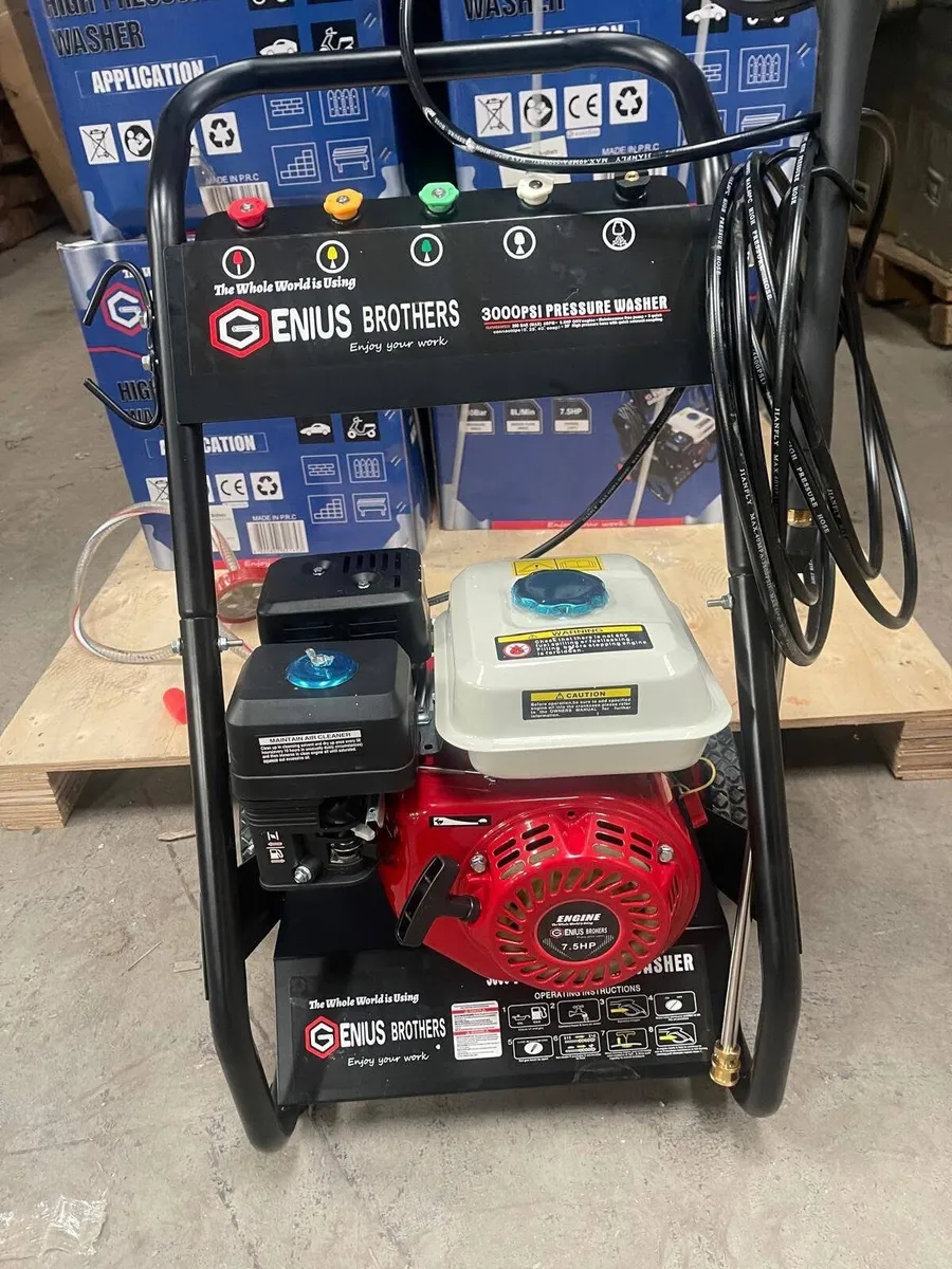 Yard closure sale Athlone - Image 3