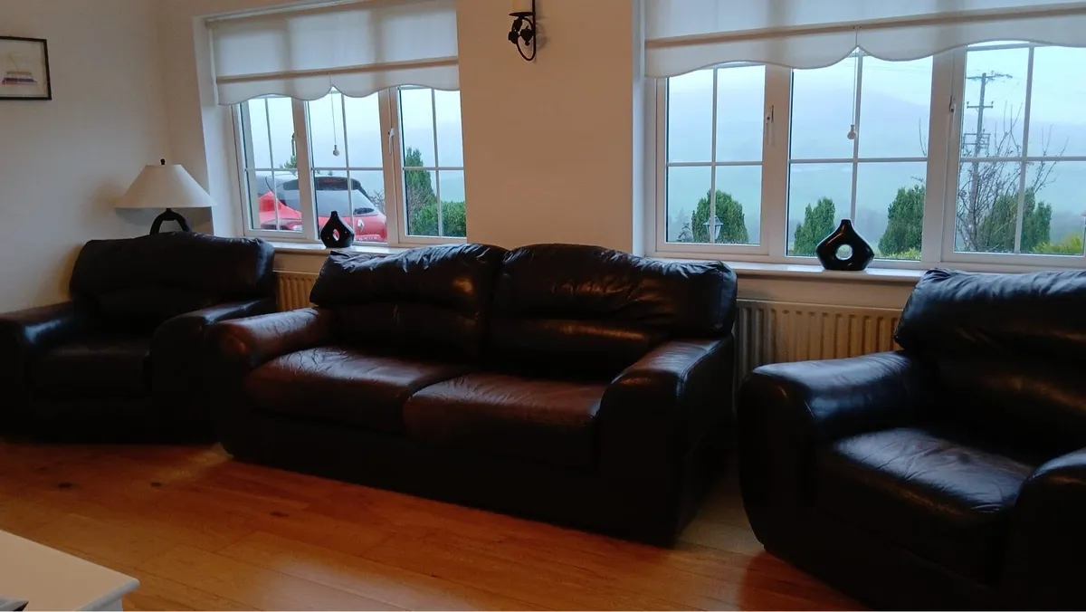 Sofa 3 piece - Image 4