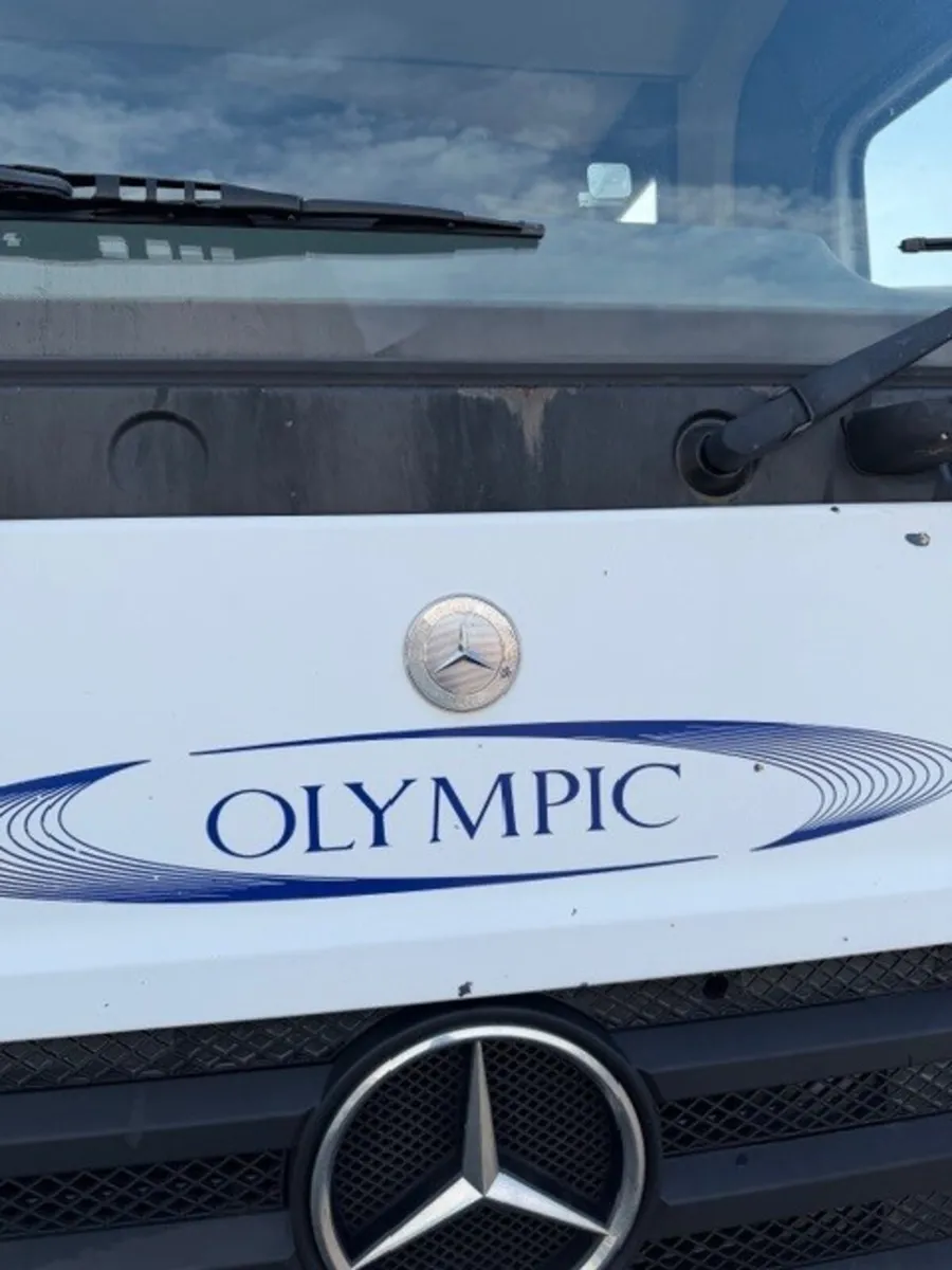 2007 12 tonne 6 stall Horse Lorry - Image 3