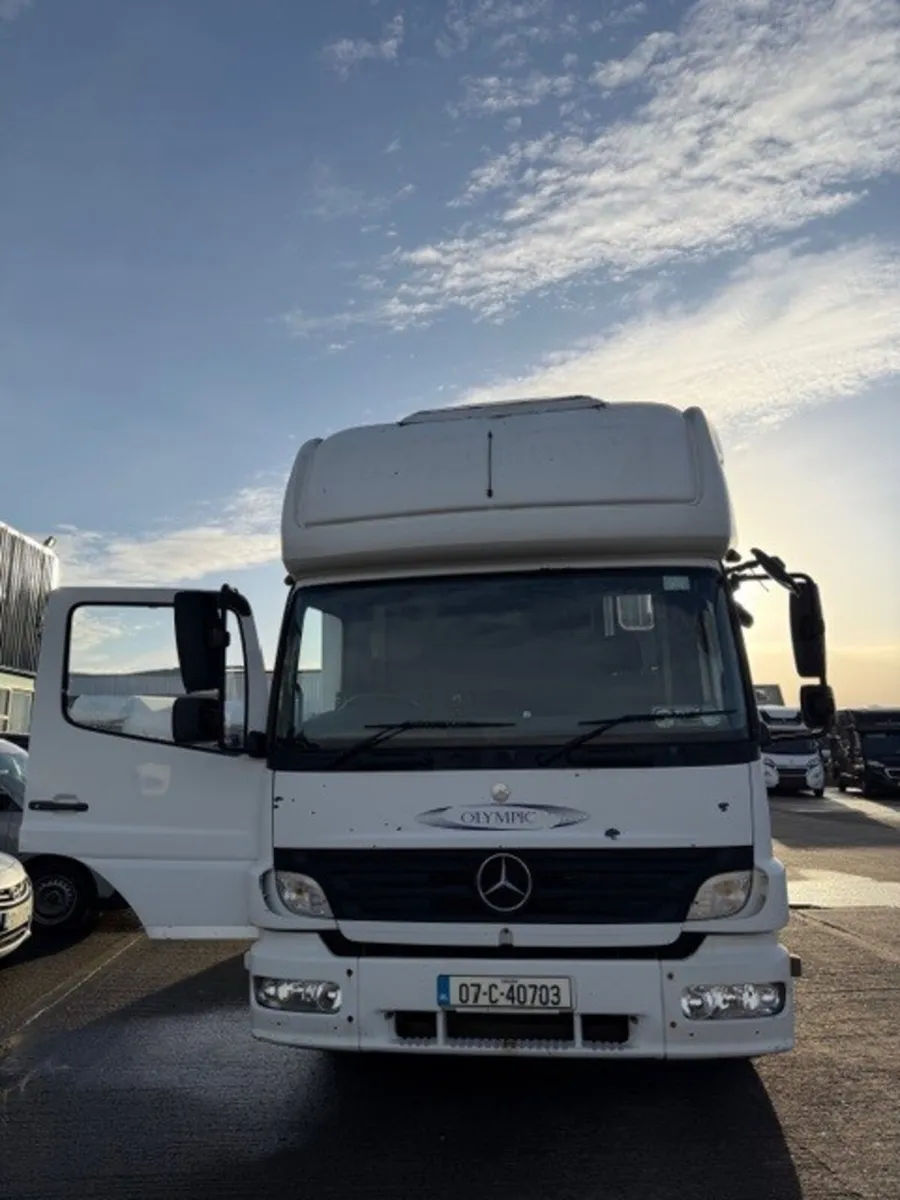2007 12 tonne 6 stall Horse Lorry - Image 2