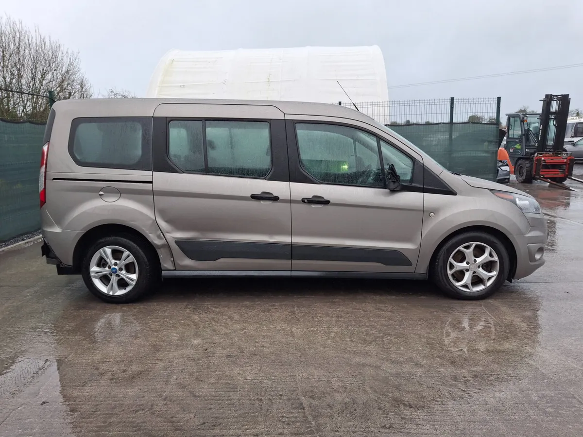 2018 Ford Tourneo 7 seater Automatic - Image 3