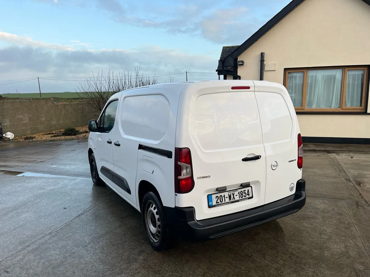 Opel Combo - Image 2