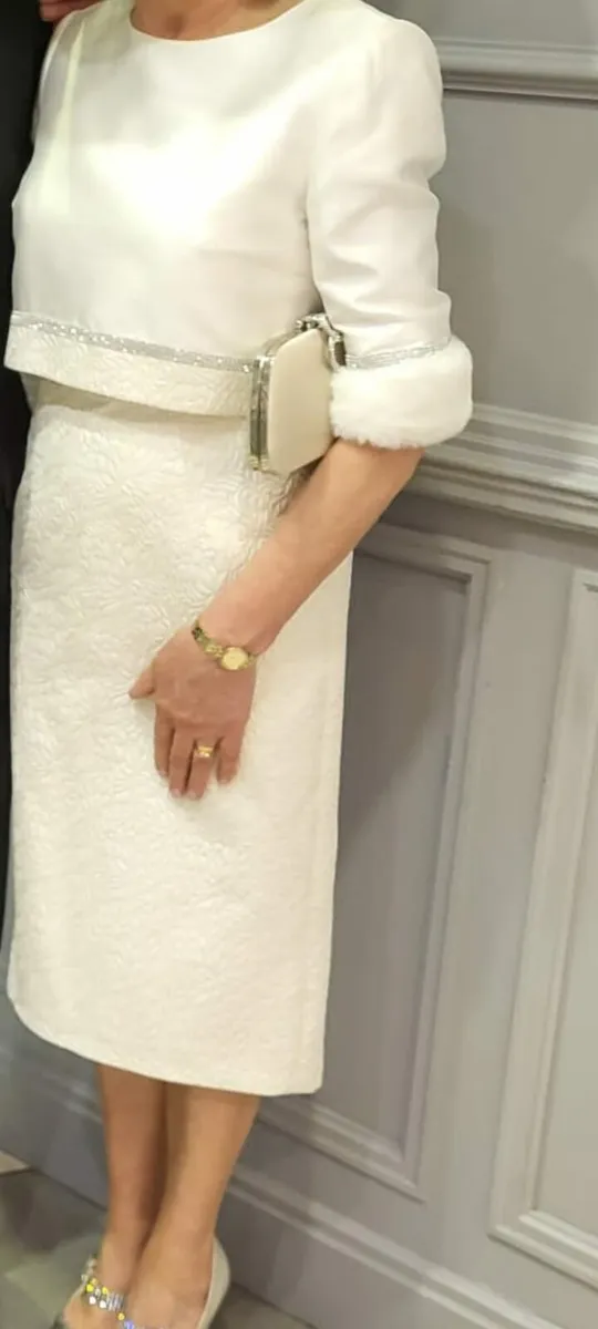 Mother of the bride/groom outfit - Image 1