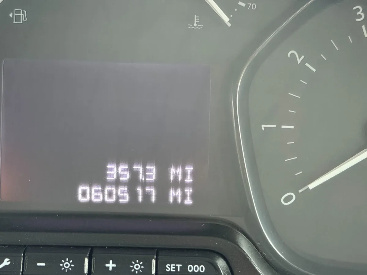 2020 Vauxhall Vivaro Panel Van - Image 3