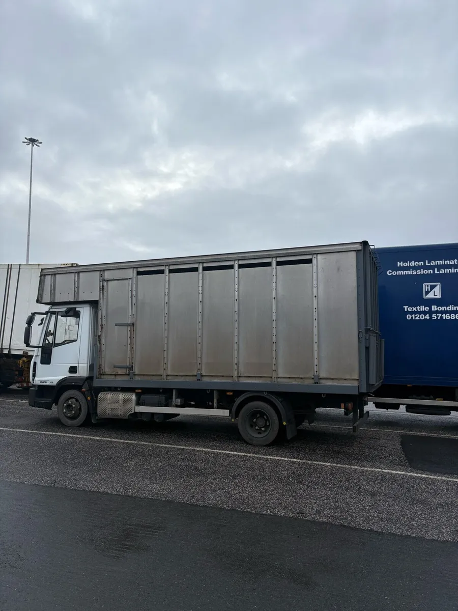 2014 iveco 75e16 - Image 2