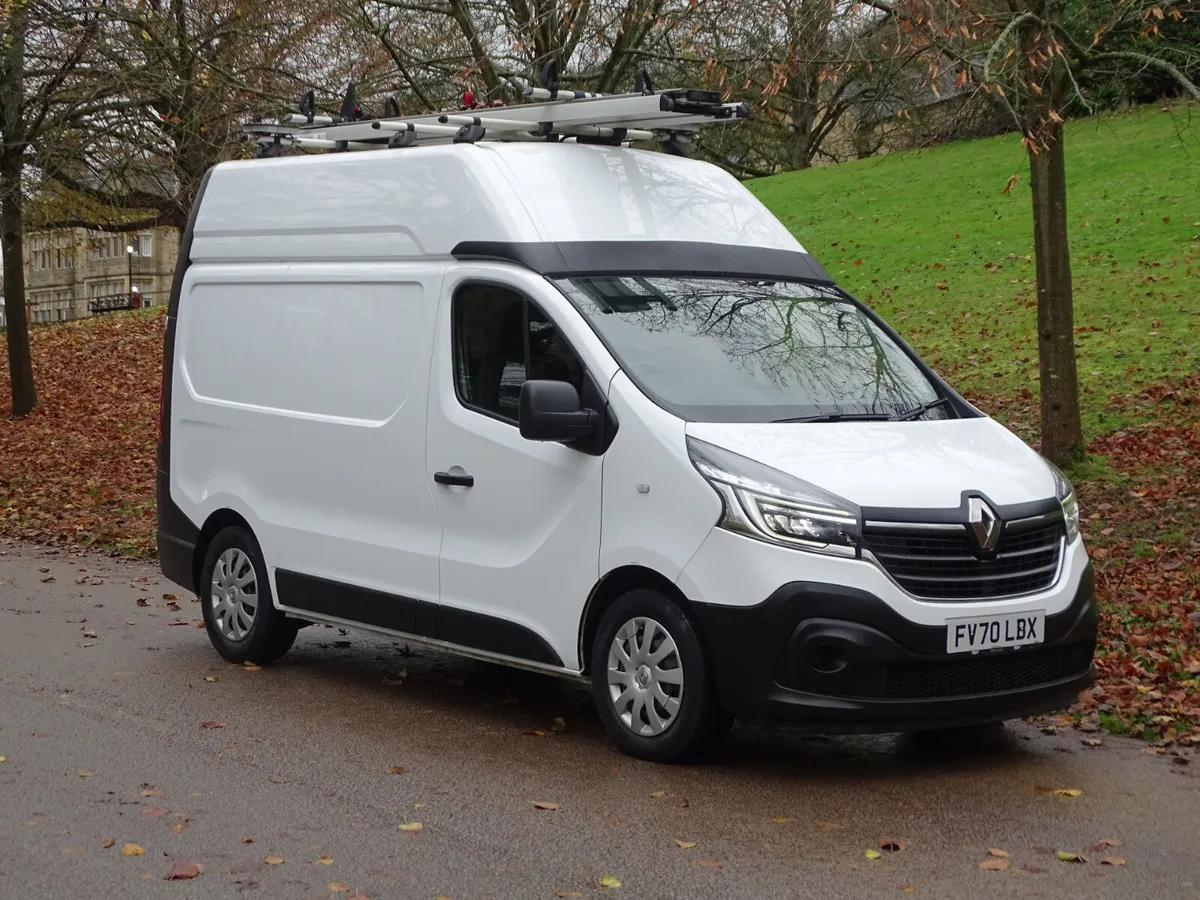 2021 Renault Trafic High Roof Panel Van - Image 3