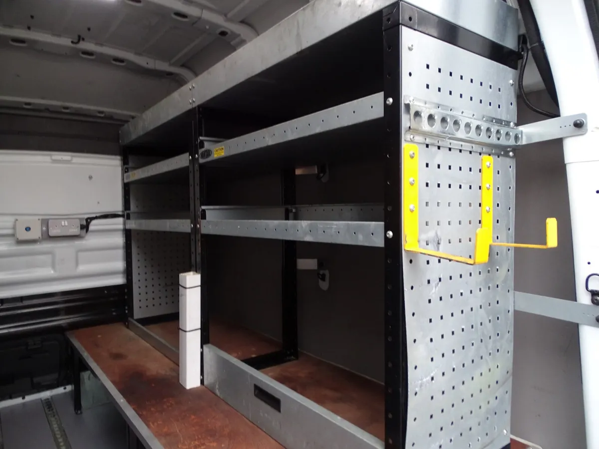 2021 Renault Trafic High Roof Panel Van - Image 4